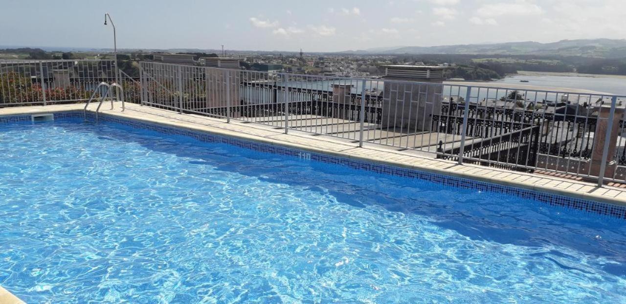 Moderno Piso Con La Mejor Terraza De Ribadeo Y Vistas Maravillosas Eksteriør bilde