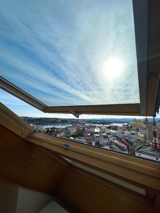 Moderno Piso Con La Mejor Terraza De Ribadeo Y Vistas Maravillosas Eksteriør bilde