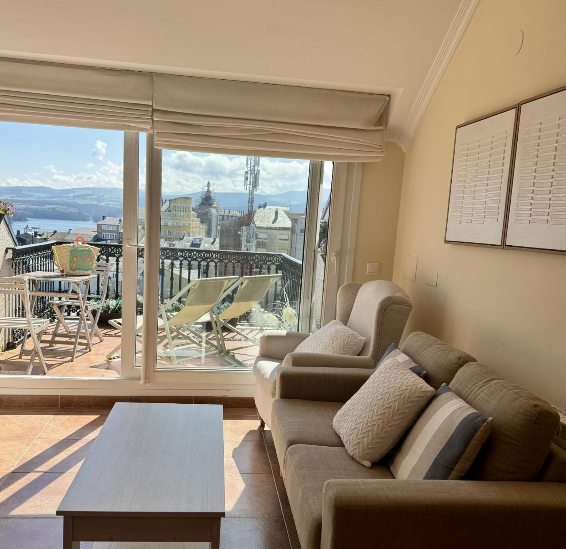 Moderno Piso Con La Mejor Terraza De Ribadeo Y Vistas Maravillosas Eksteriør bilde